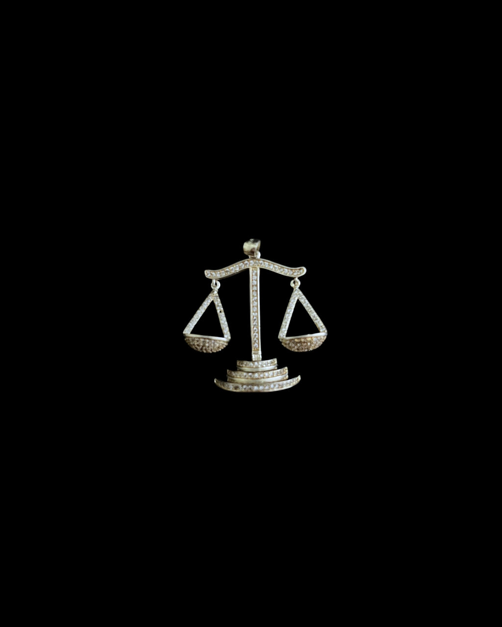 Dije Balanza de Justicia Plata